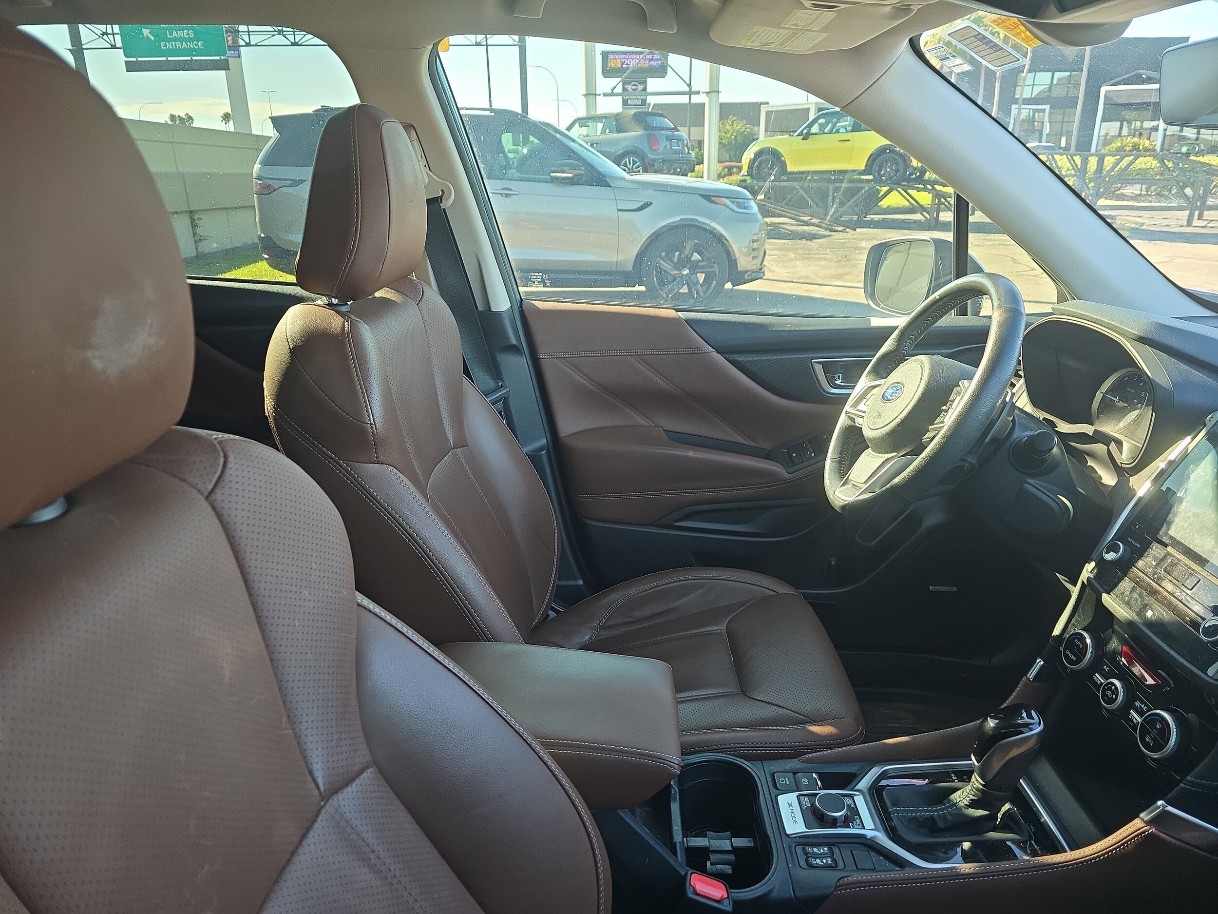 2020 Subaru Forester Touring photo 4