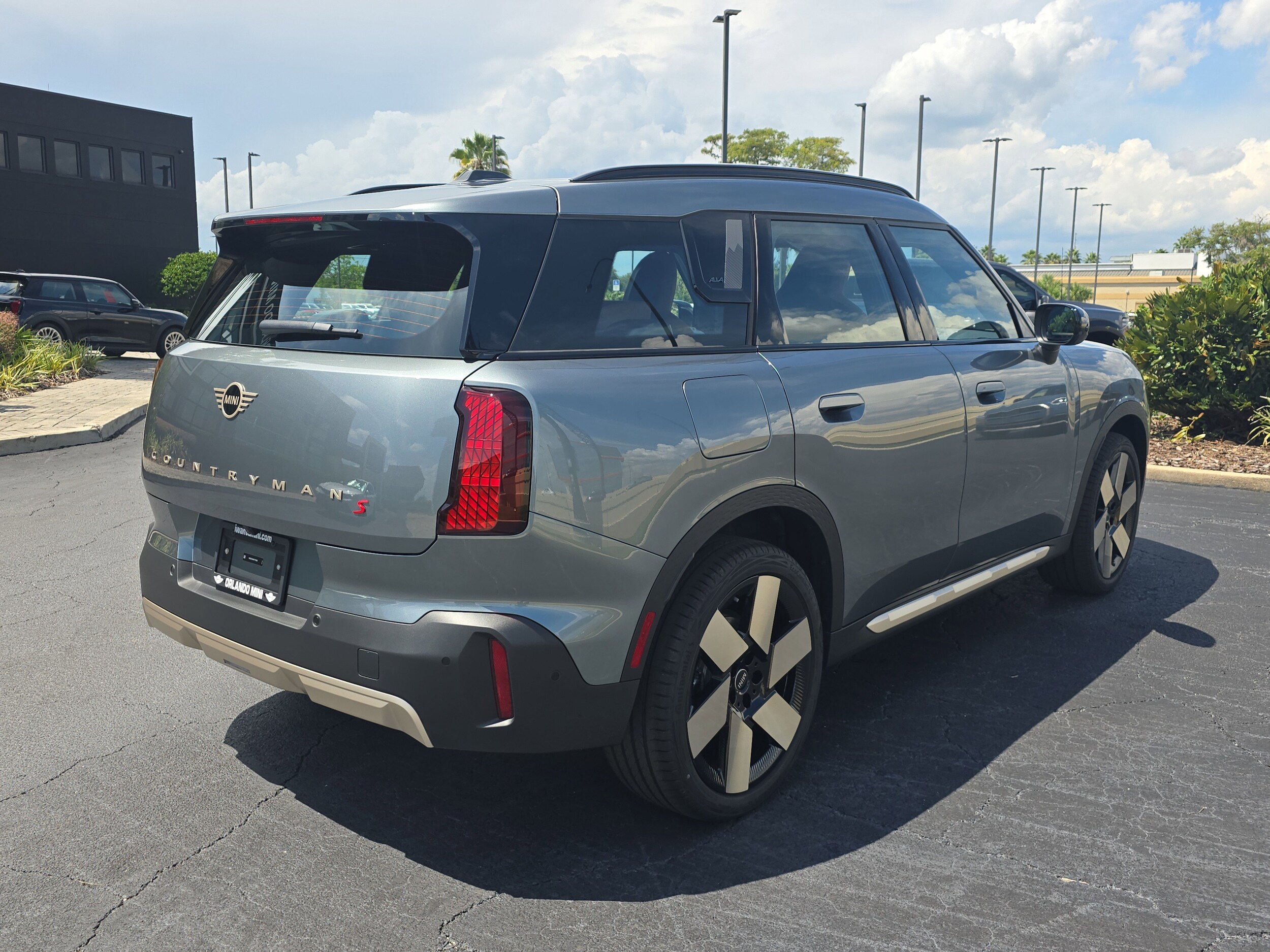 2025 Mini Countryman S ALL4 photo 3