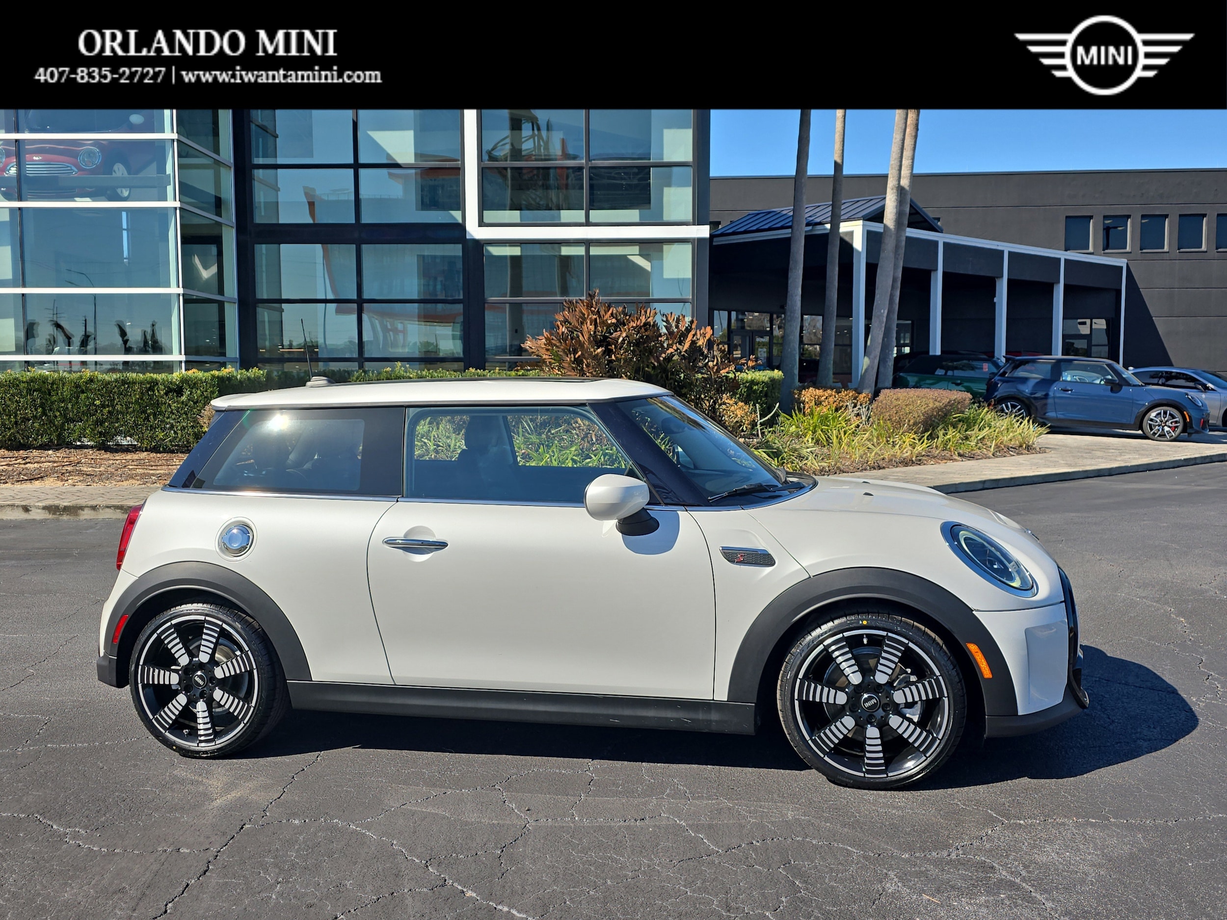 2023 MINI 3 Door S