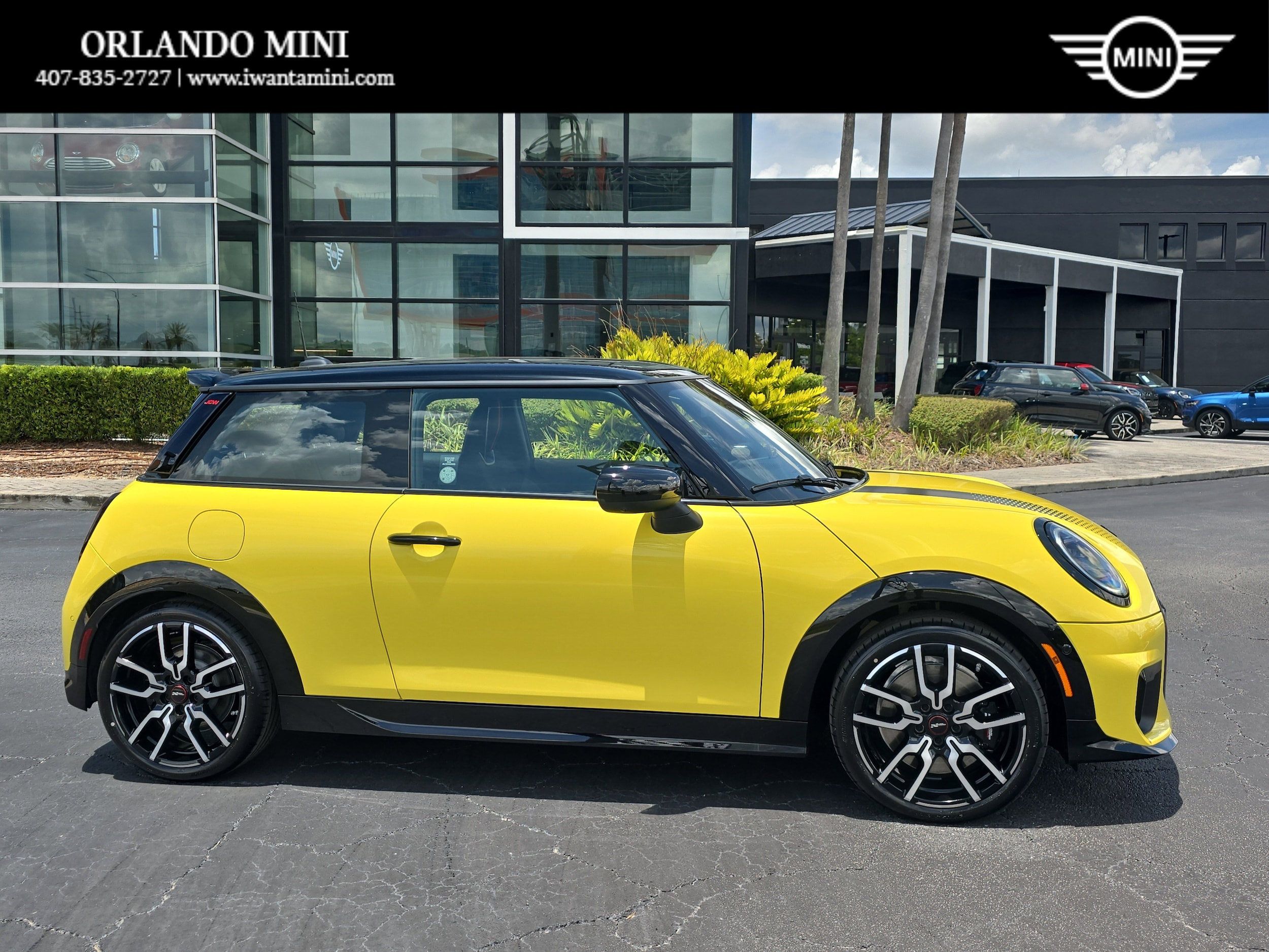 2026 MINI Hardtop Cooper S's photo
