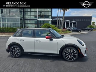 2025 MINI Hardtop 4 Door Iconic Hatchback