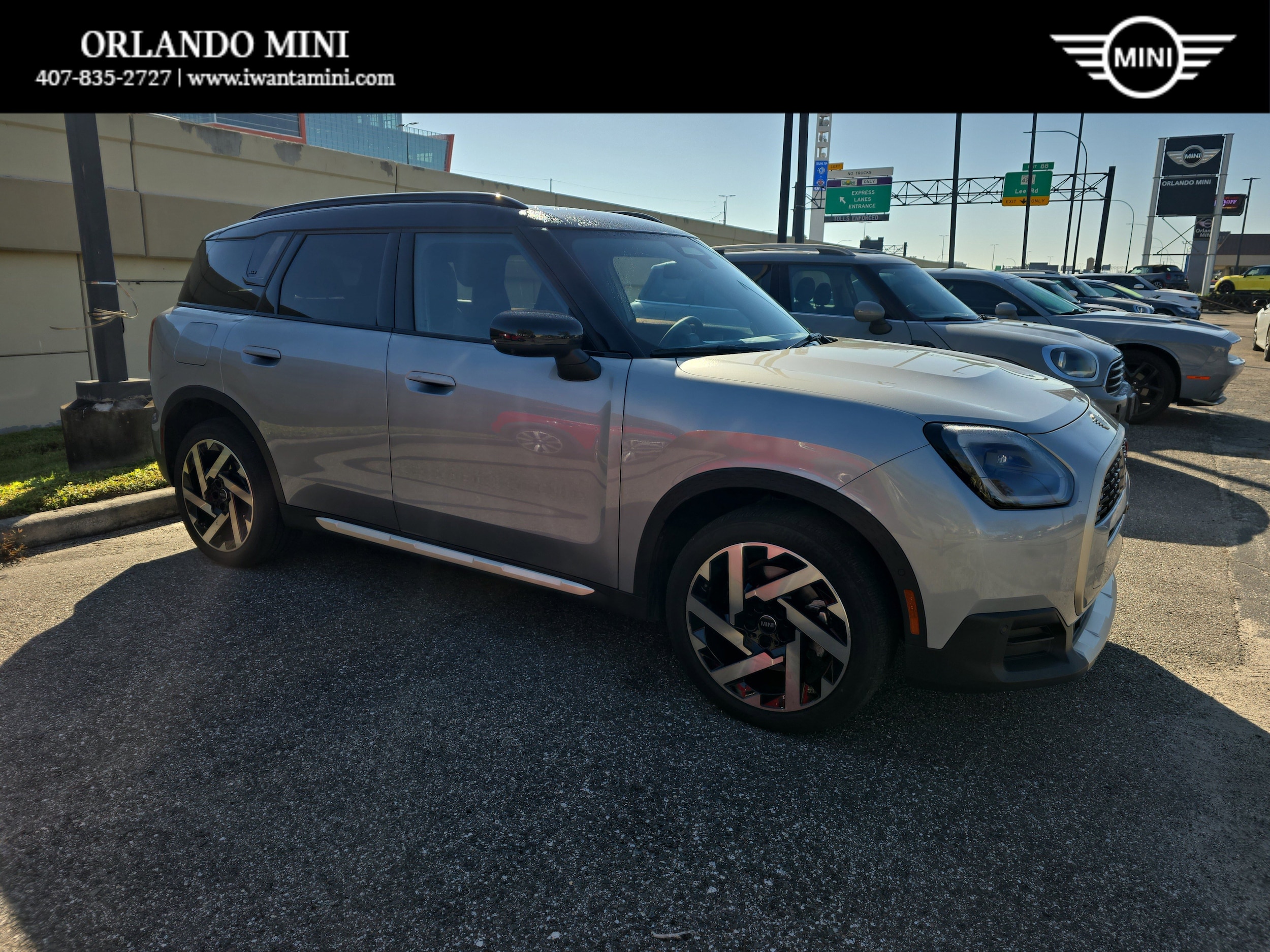 2025 MINI Countryman S's photo
