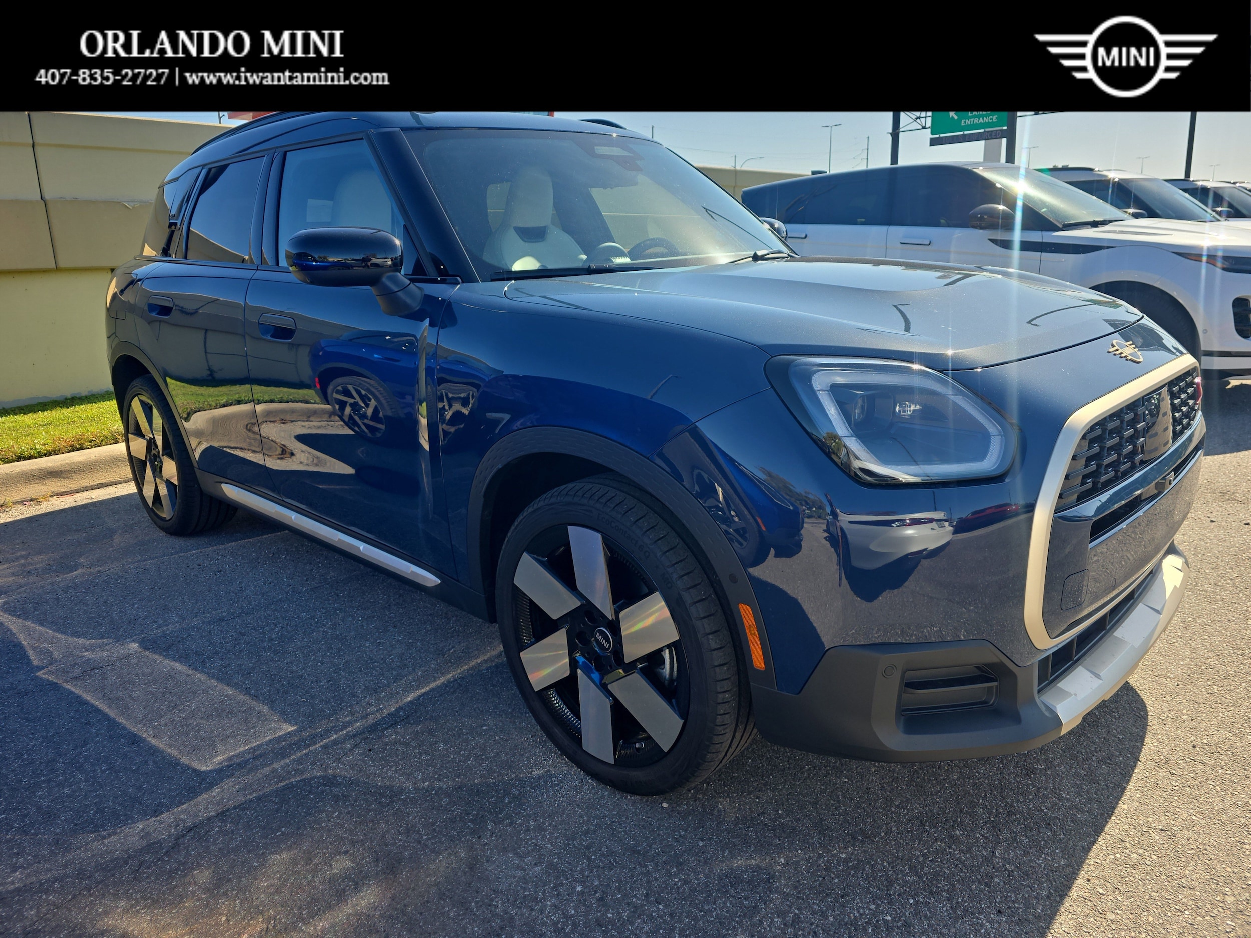 2025 MINI Countryman S's photo