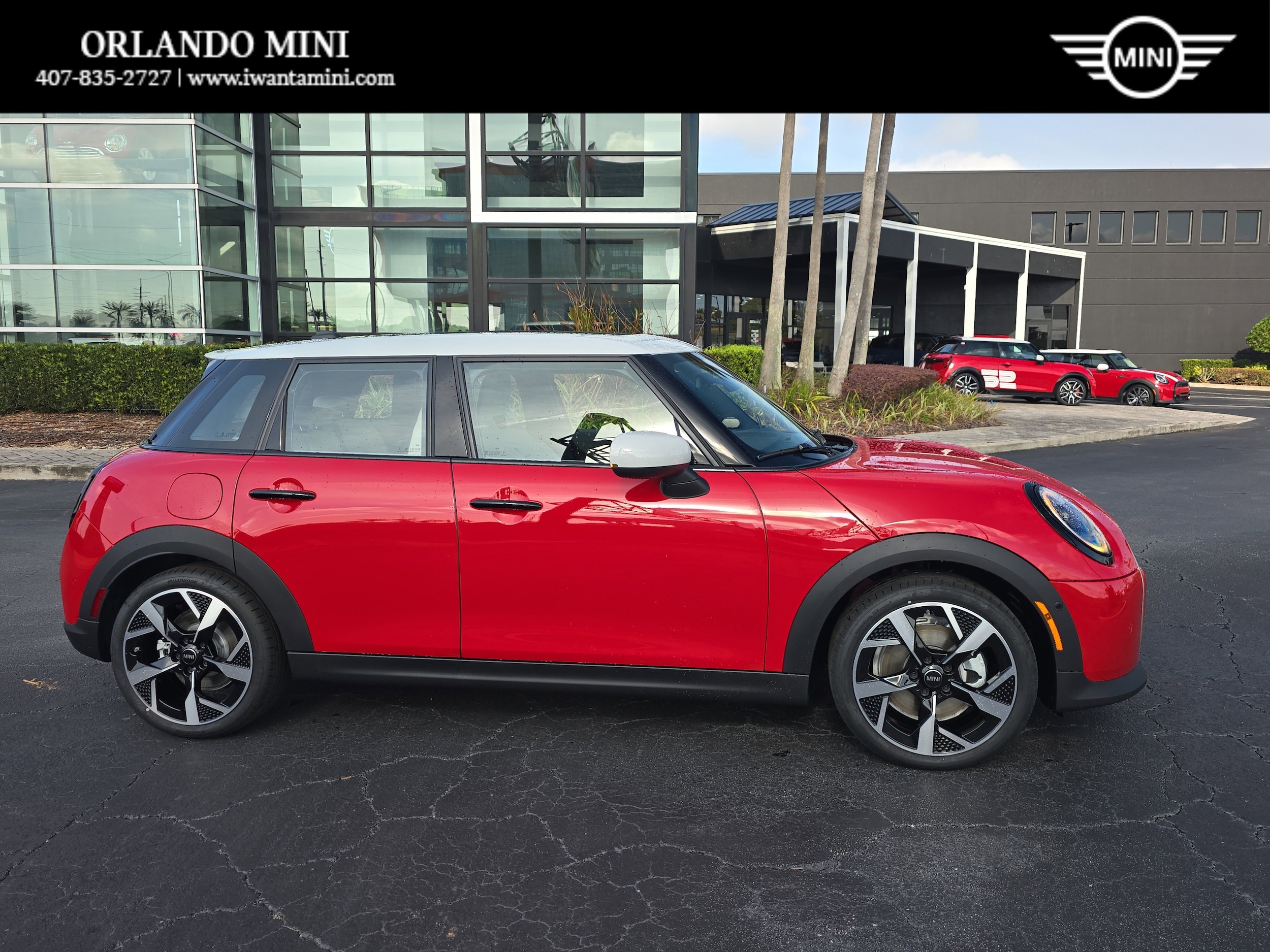 2026 MINI Hardtop Cooper S's photo