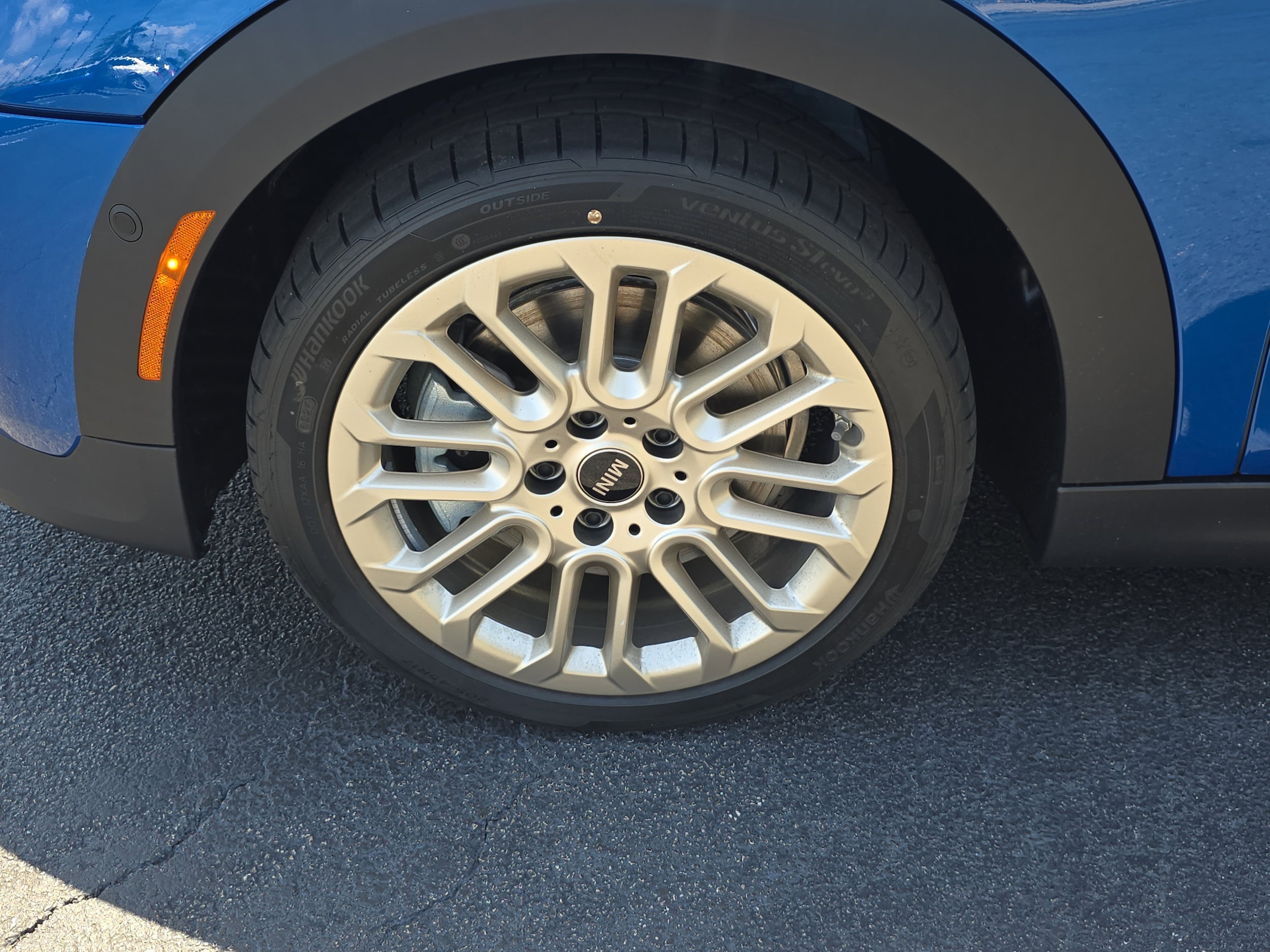 2025 MINI Hardtop 4 Door S - Photo 8