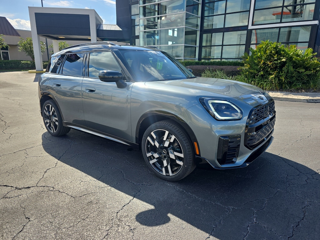New 2026 MINI Countryman Iconic SUV