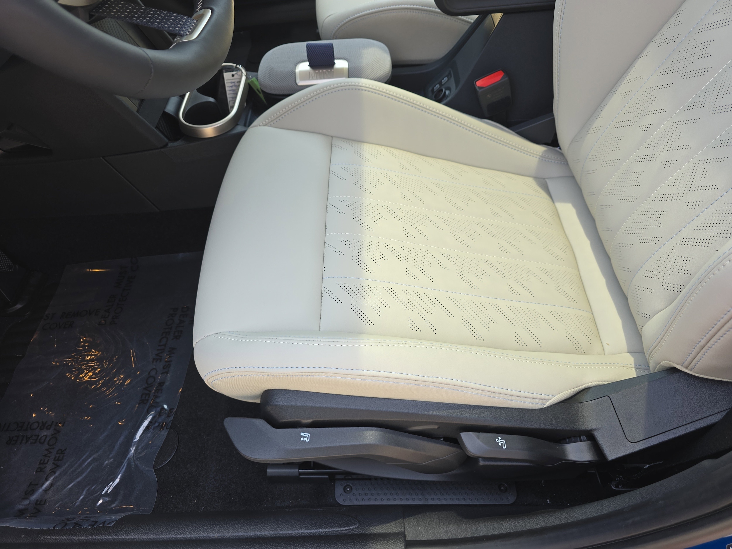 2025 MINI Hardtop 4 Door S - Photo 16