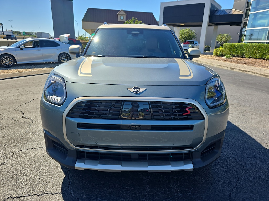 New 2026 MINI Countryman Iconic SUV