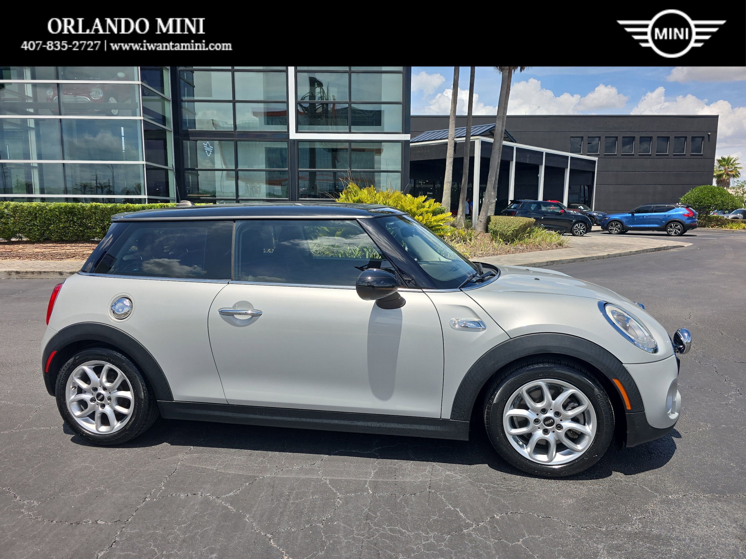 2014 MINI Cooper S's photo