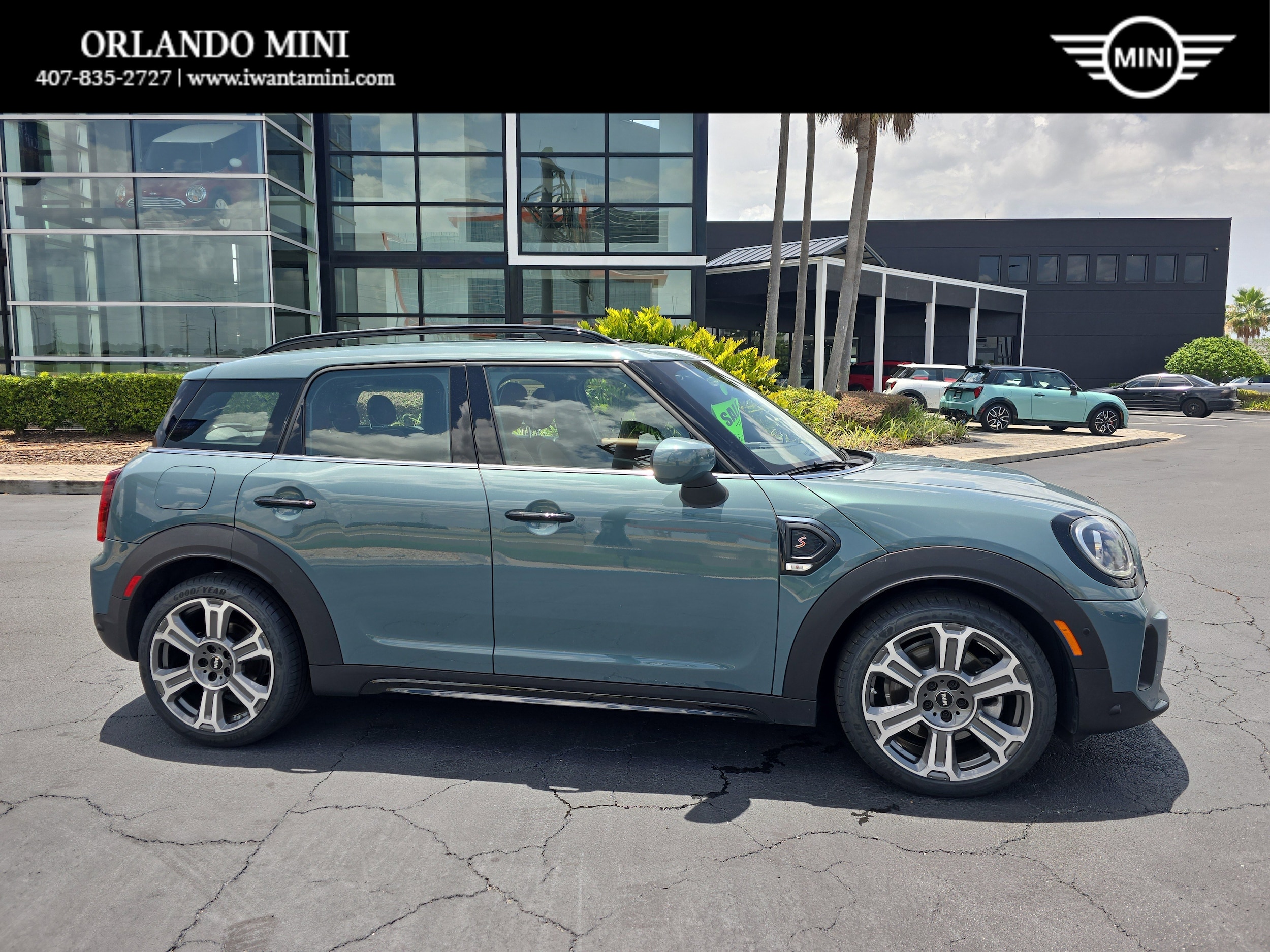 2023 MINI Countryman S's photo