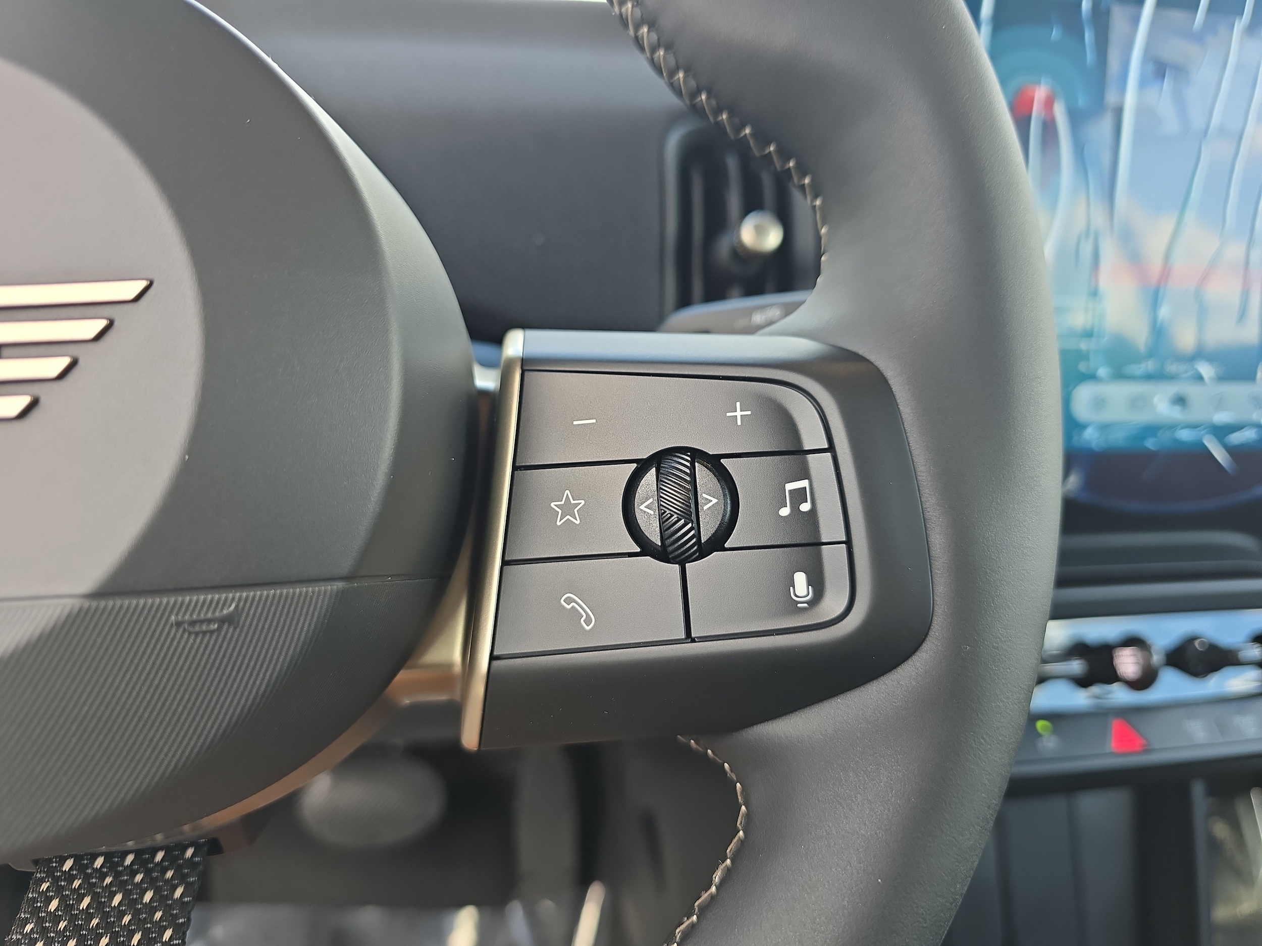 2026 MINI Convertible S - Photo 18