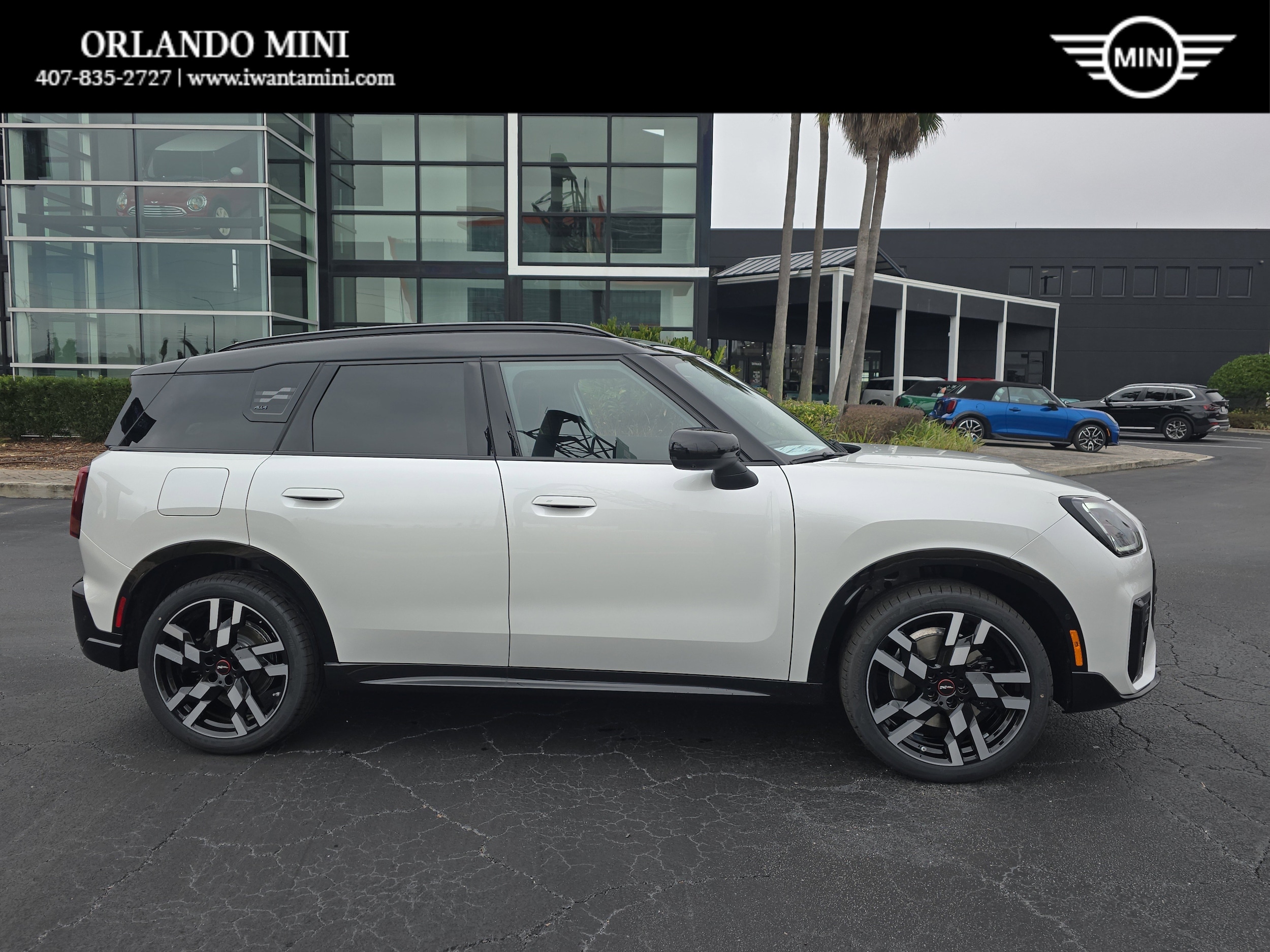 2026 MINI Countryman S's photo