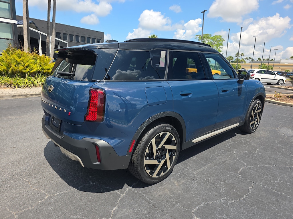 New 2027 MINI Countryman Iconic SUV