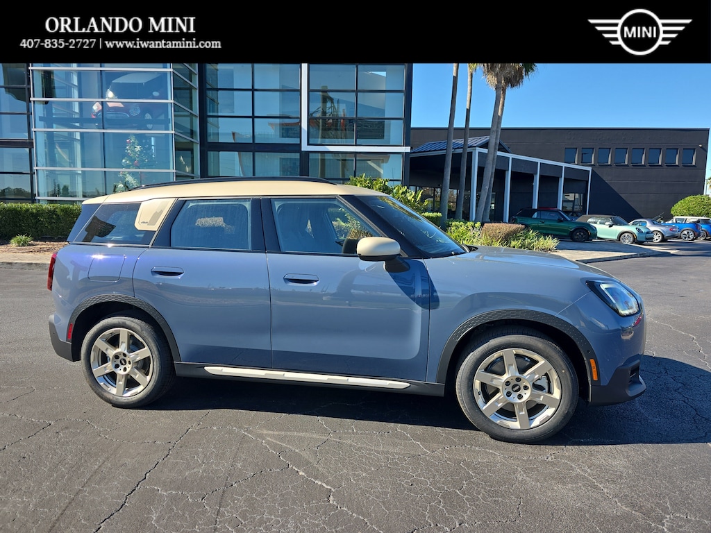 New 2026 MINI Countryman Signature Plus SUV