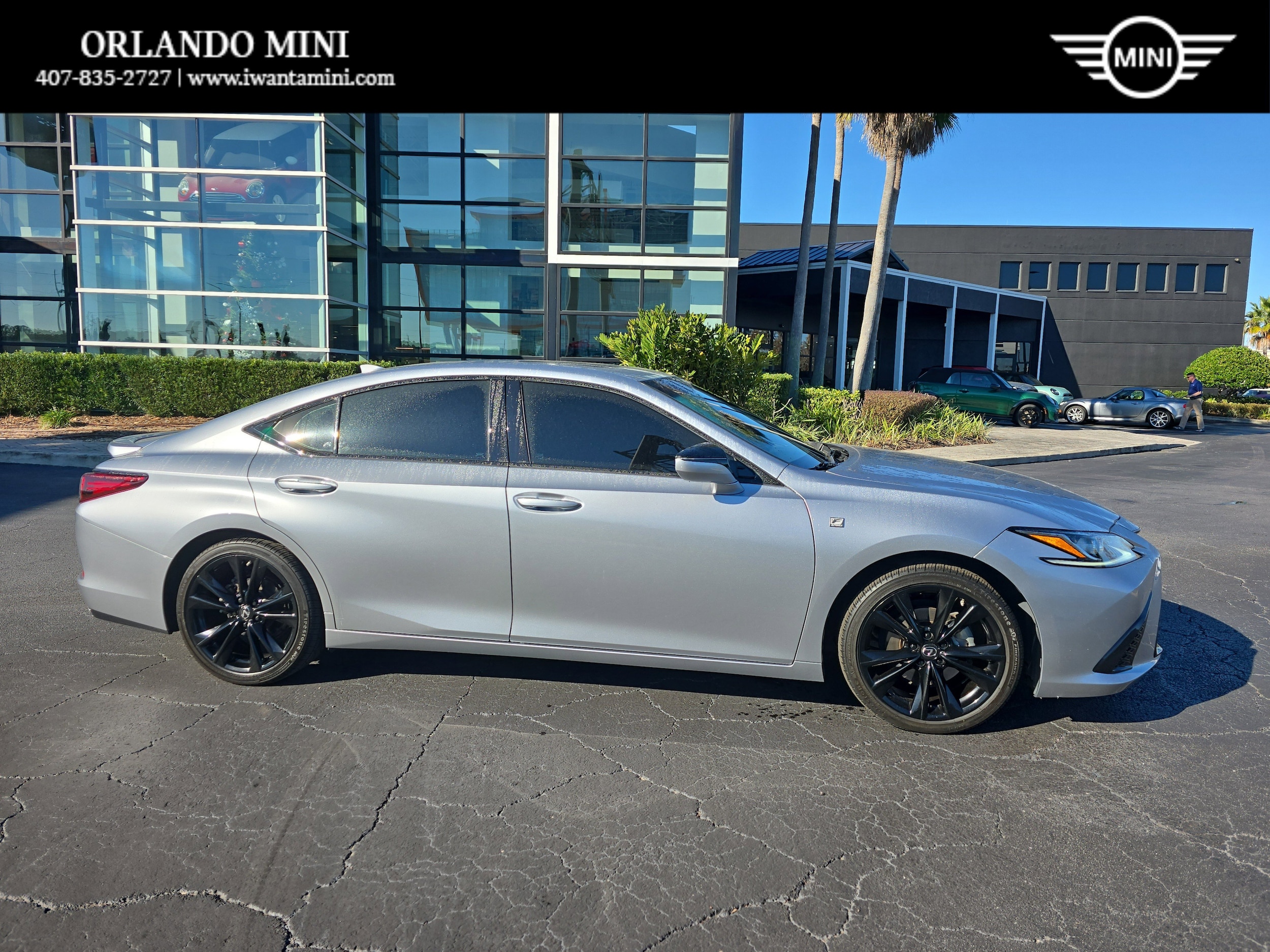 2022 Lexus ES F SPORT's photo