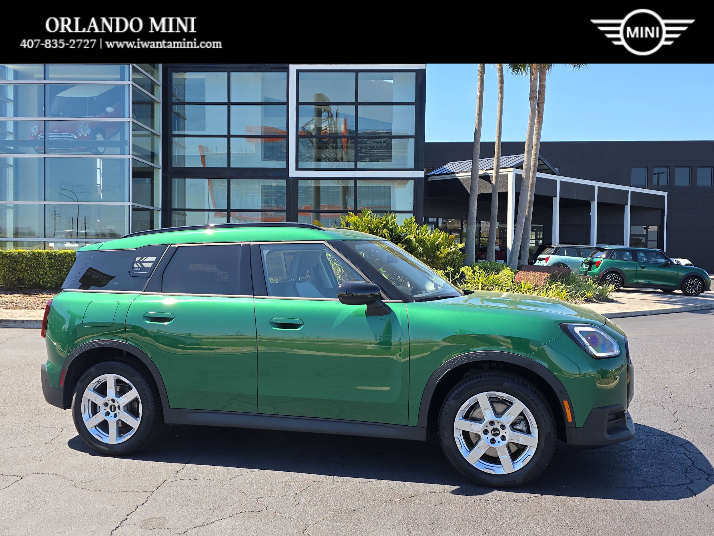 2025 MINI Countryman S's photo