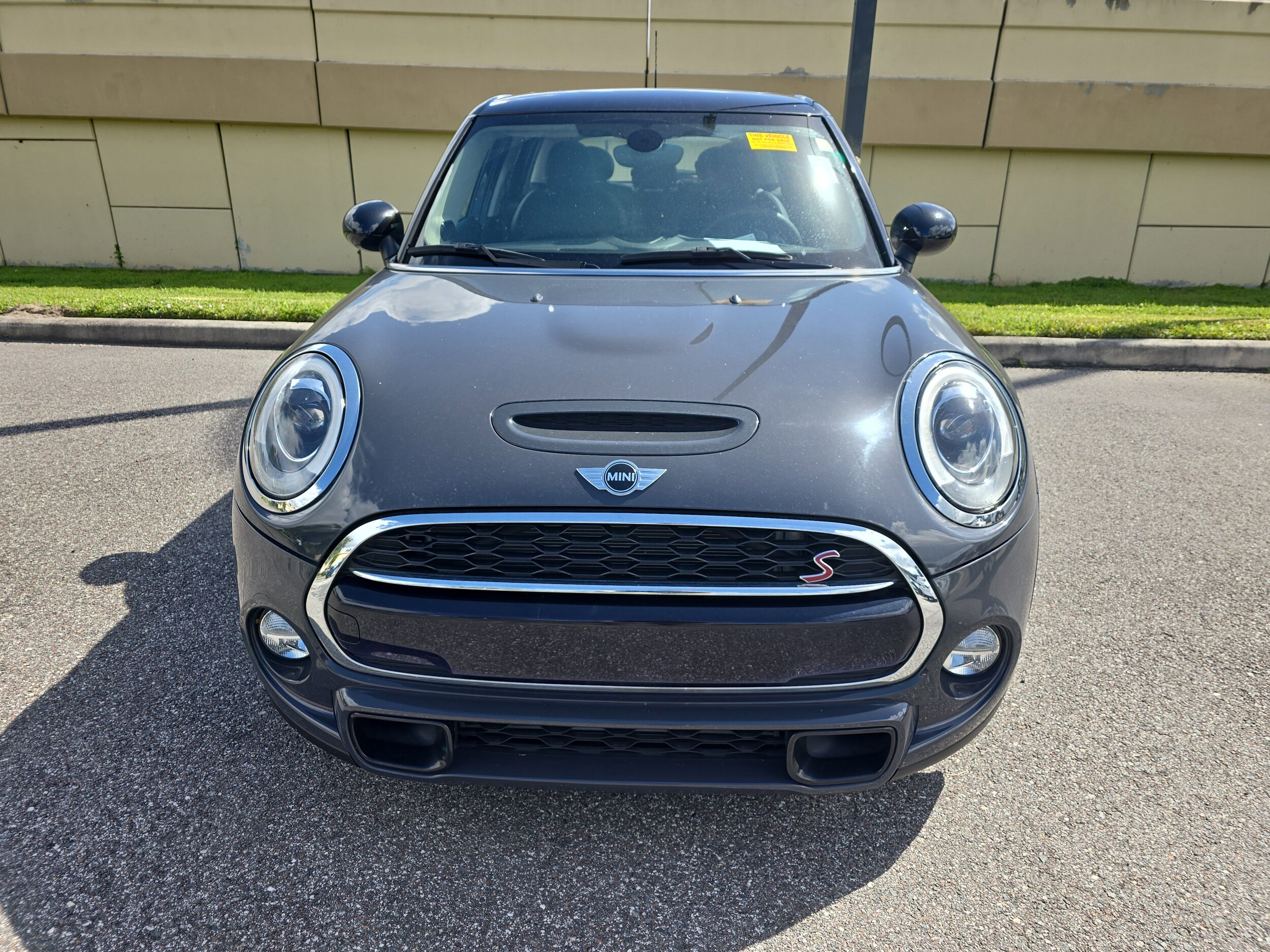 2017 Mini Cooper 4 Door Hardtop S photo 2