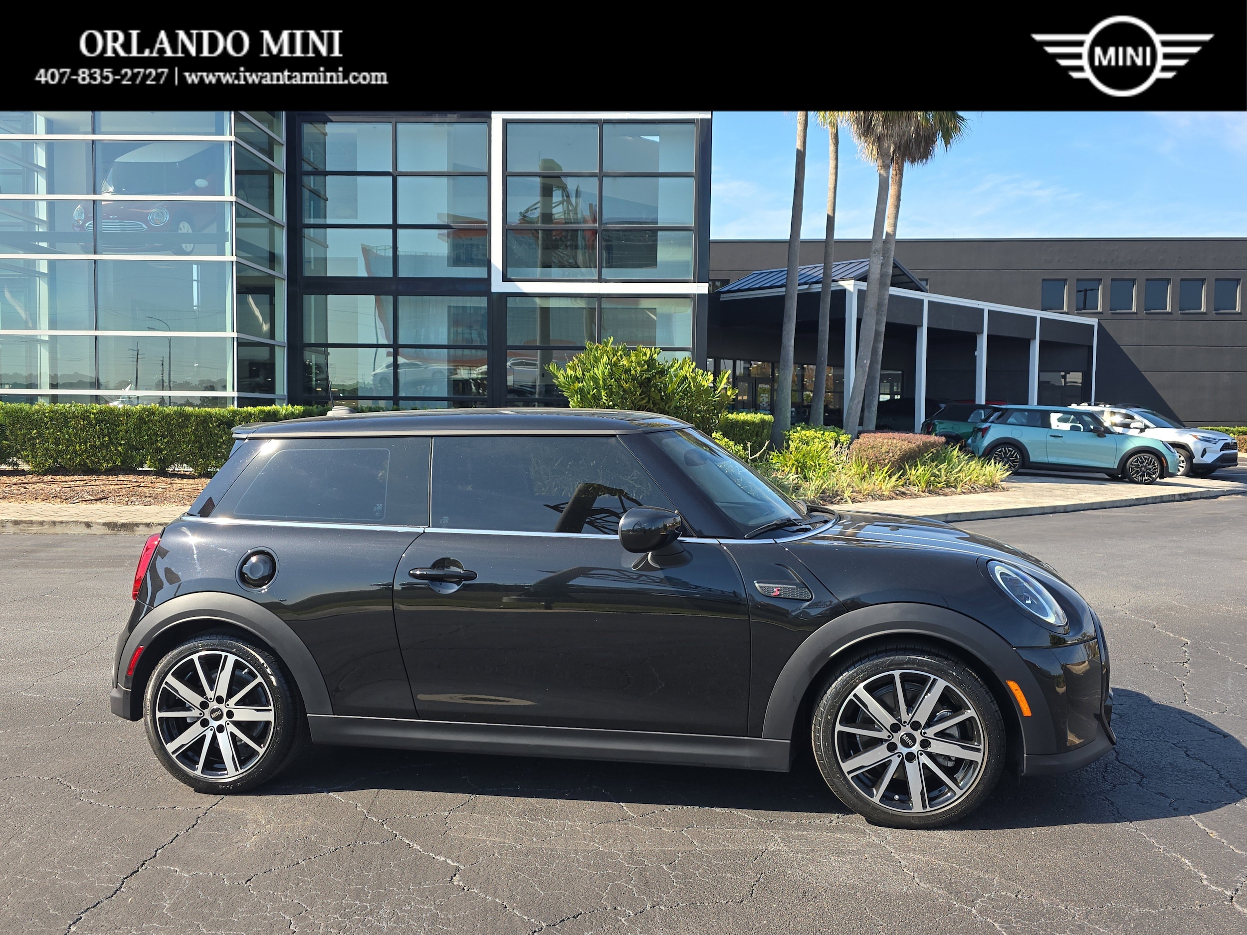2023 MINI 3 Door S