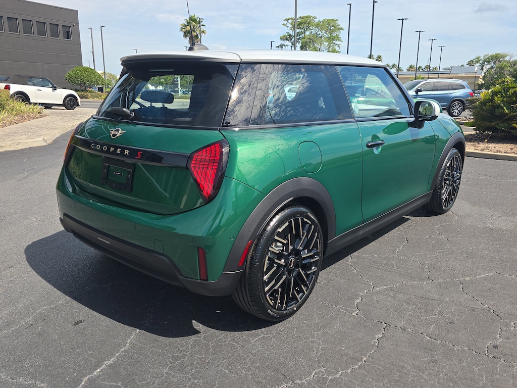 New 2026 MINI 2 Door Signature Plus Hatchback