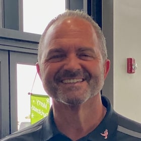 Staff member Jim Lentini from ID_f3c6e7fc3789
