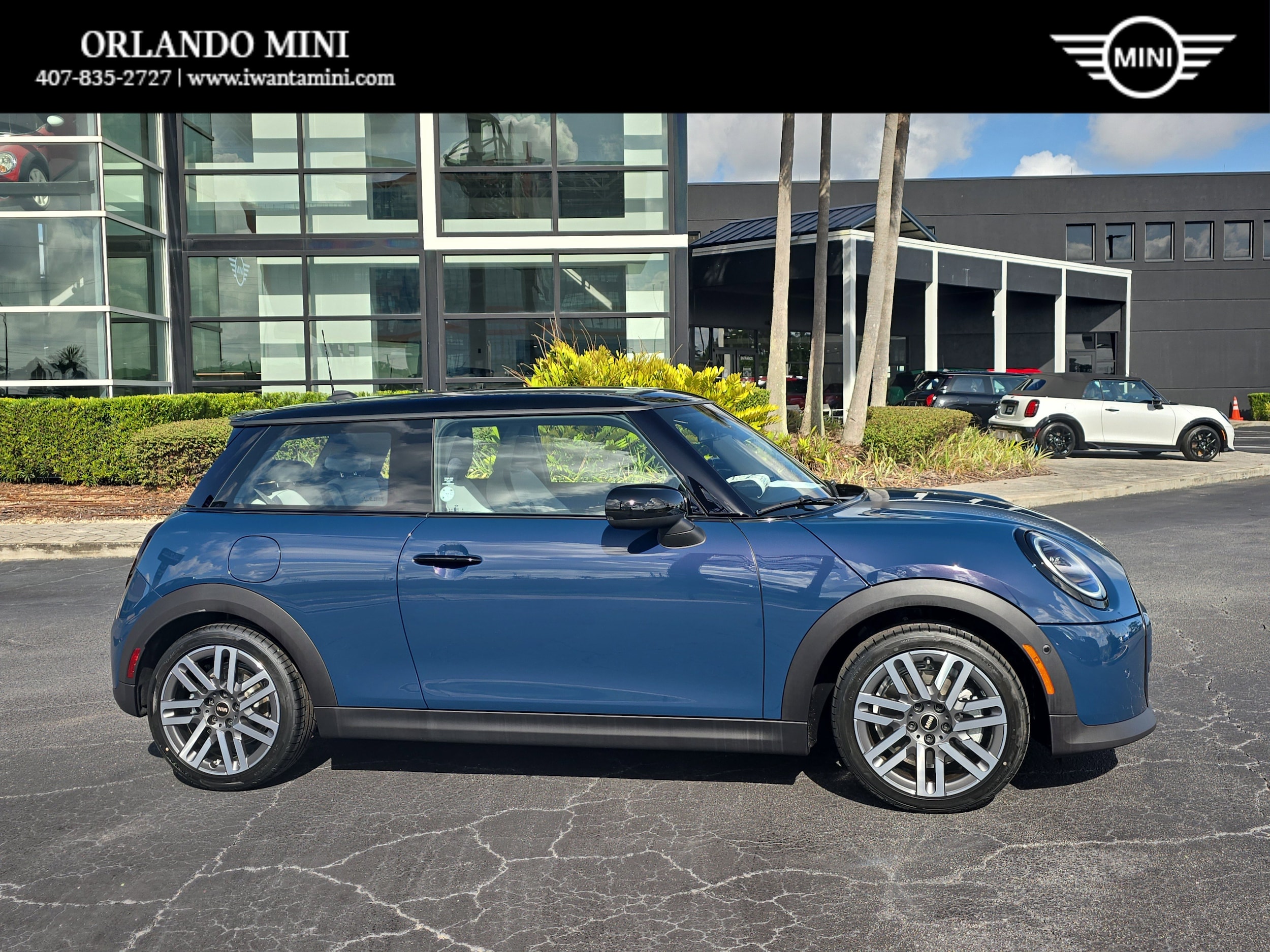 2026 MINI Hardtop Cooper S's photo