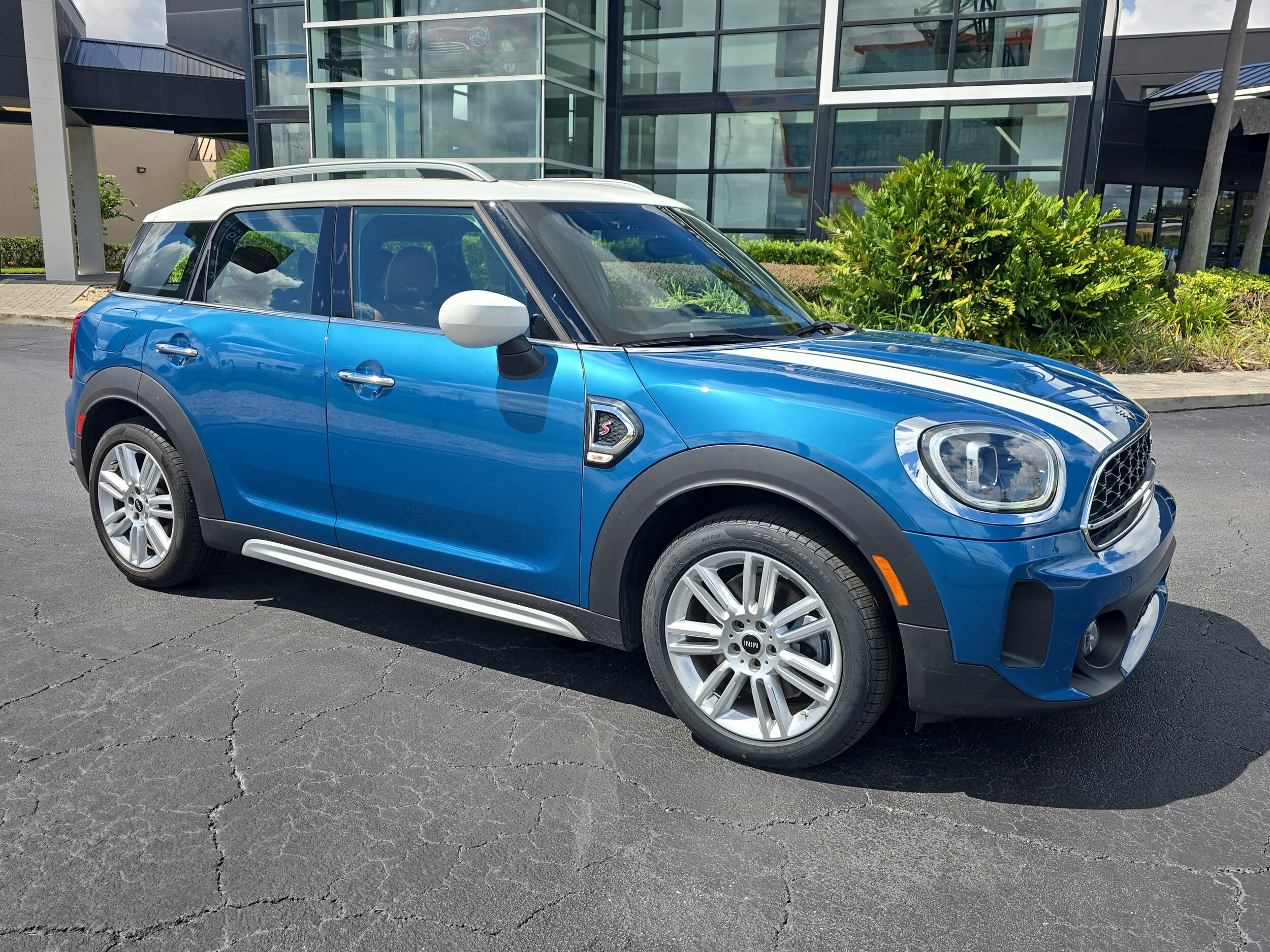 2023 Mini Countryman S photo 2