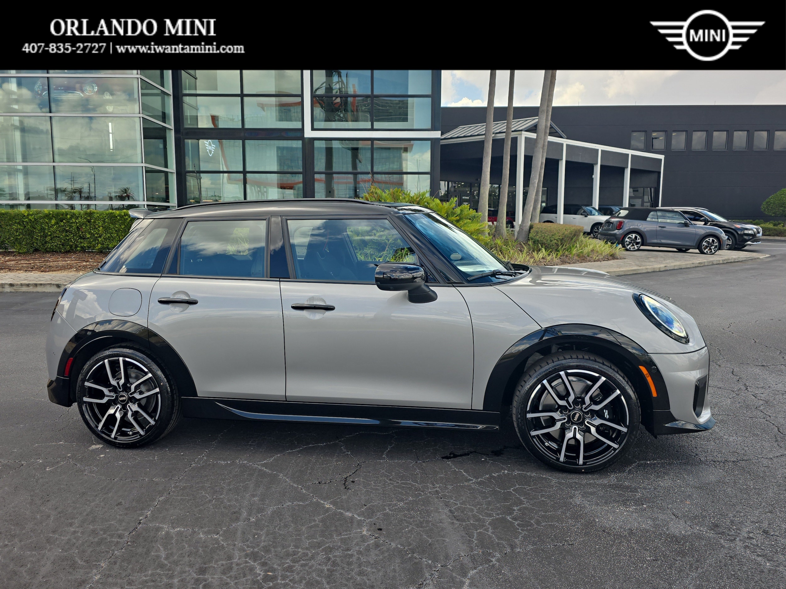 2026 MINI Hardtop Cooper S's photo
