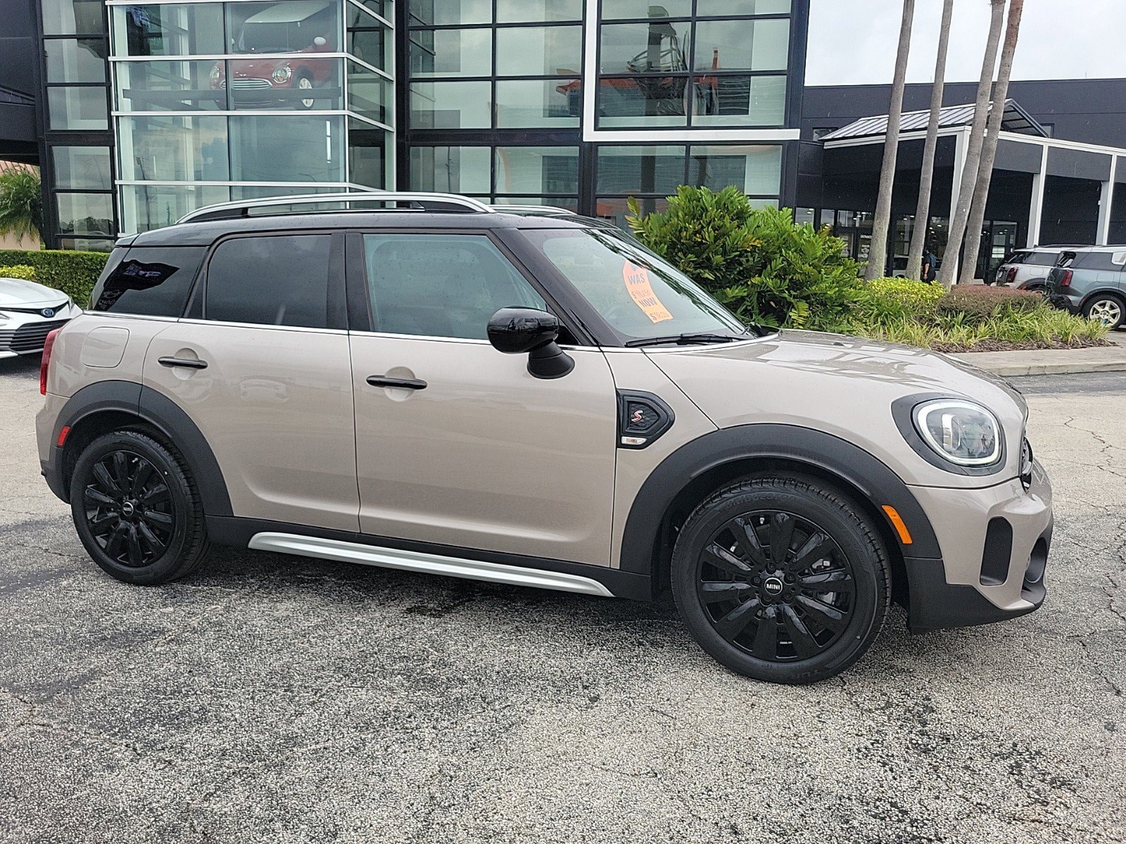 Used 2024 MINI Countryman S with VIN WMZ53BR06R3S18063 for sale in Orlando, FL