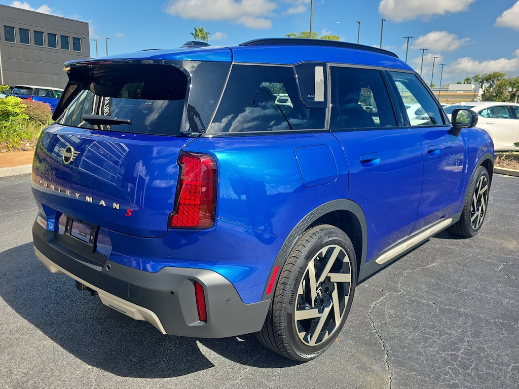 New 2027 MINI Countryman Iconic SUV