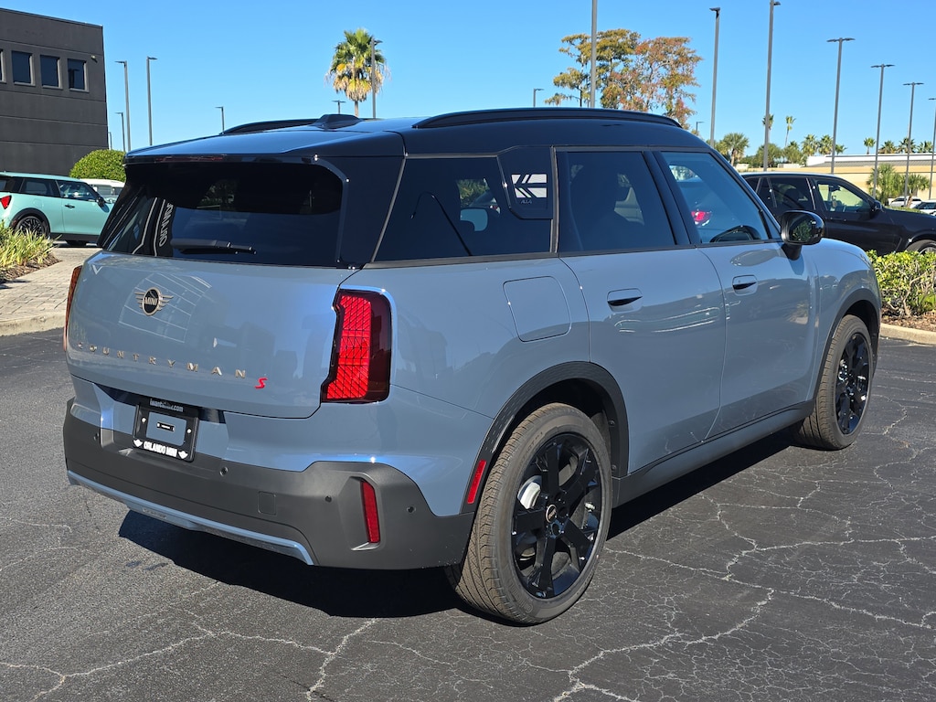 New 2026 MINI Countryman Iconic SUV