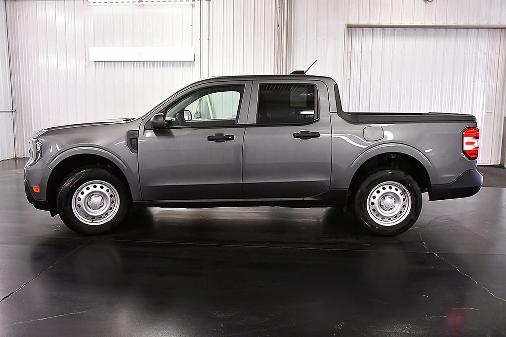 2026 Ford Maverick XL photo 4