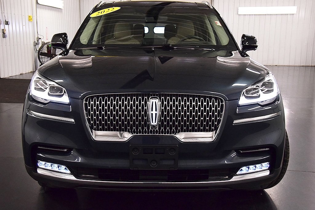 Used 2022 Lincoln Aviator Reserve with VIN 5LM5J7XC9NGL17665 for sale in Medina, NY