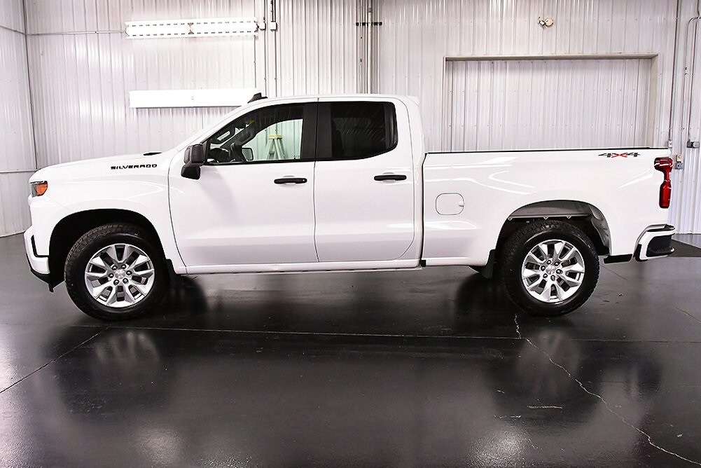 2022 Chevrolet Silverado 1500 Custom photo 4
