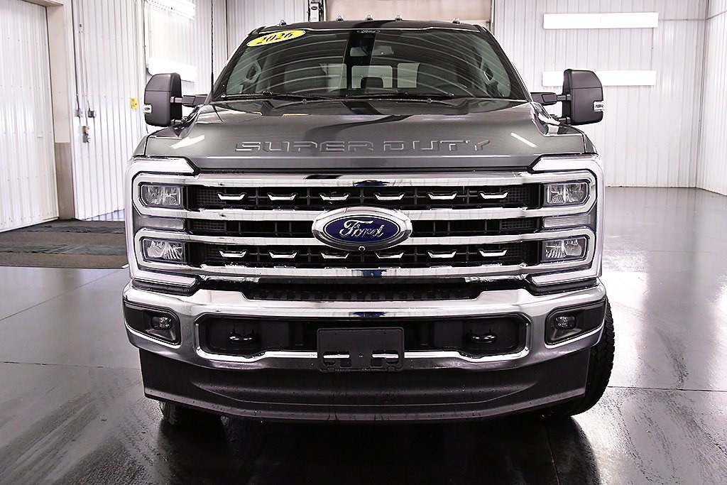 2026 Ford F-250 photo 2