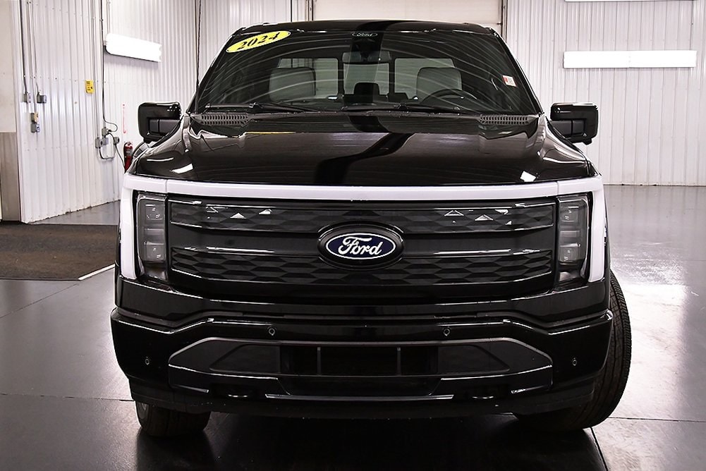 Used 2024 Ford F-150 Lightning Platinum with VIN 1FT6W7L79RWG28501 for sale in Medina, NY