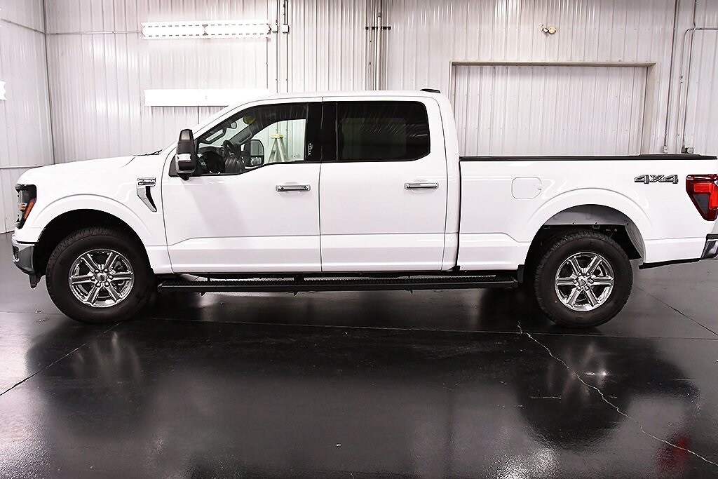 2024 Ford F-150 XLT photo 2
