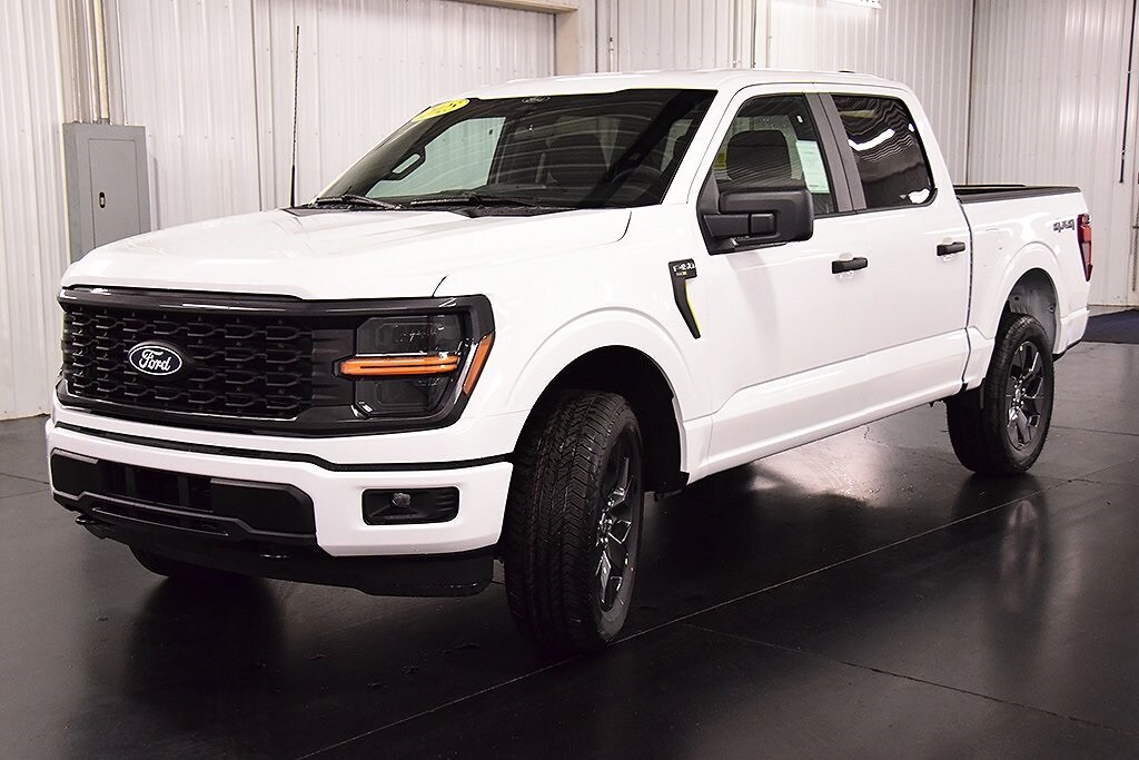 2025 Ford F-150 STX photo 3