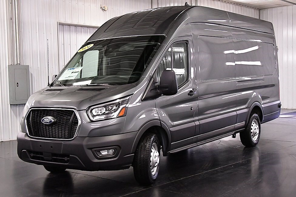 2024 Ford Transit photo 3