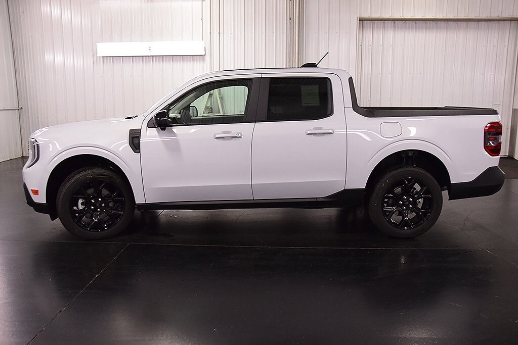 2025 Ford Maverick Lariat photo 4