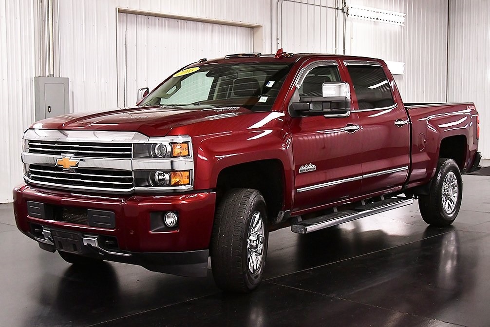 2016 Chevrolet Silverado 3500HD High Country photo 3