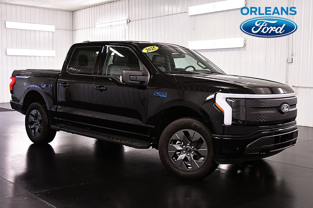 2025 Ford F-150 Lightning