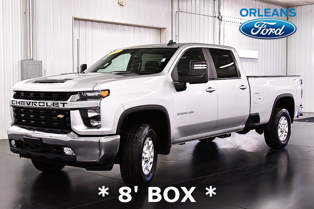 2022 Chevrolet Silverado 3500HD LT photo 3