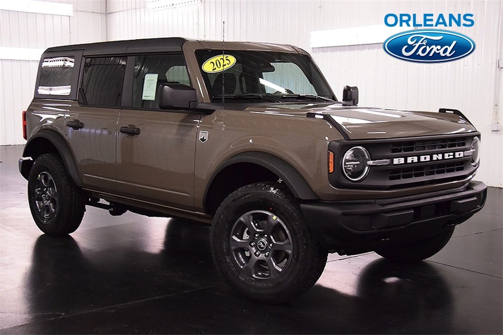 2025 Ford Bronco 4-Door Big Bend's photo