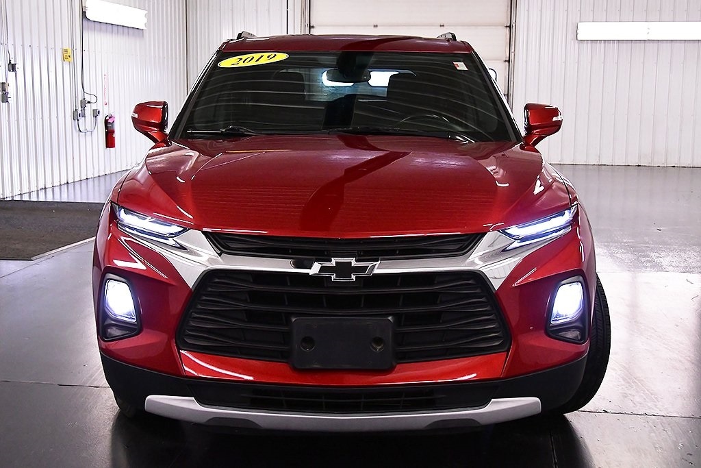 Used 2019 Chevrolet Blazer 2LT with VIN 3GNKBGRS4KS606176 for sale in Medina, NY
