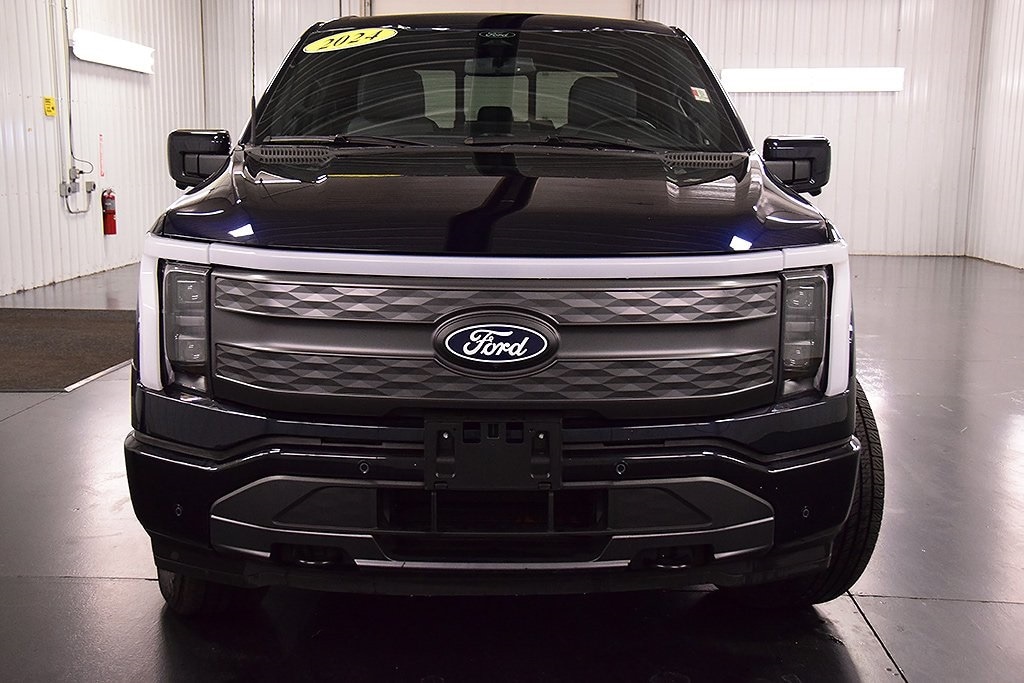 Used 2024 Ford F-150 Lightning Lariat with VIN 1FT6W5L71RWG04858 for sale in Medina, NY