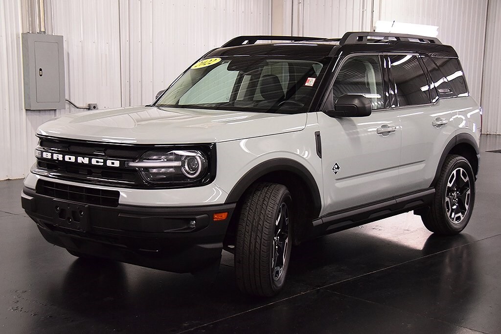 2022 Ford Bronco Sport Outer Banks photo 3