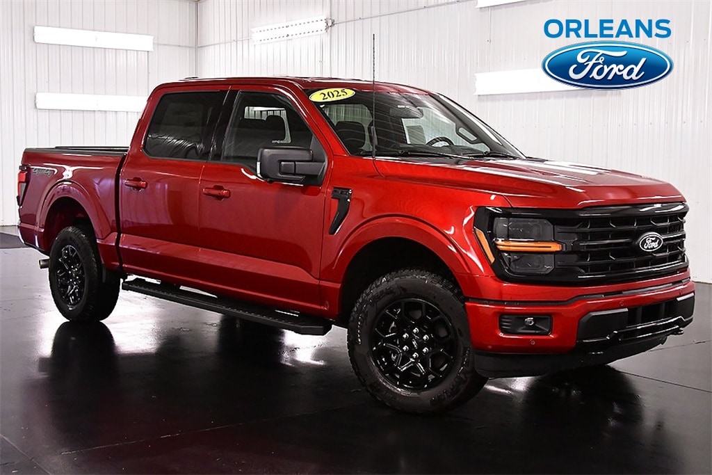 2025 Ford F-150 XLT's photo