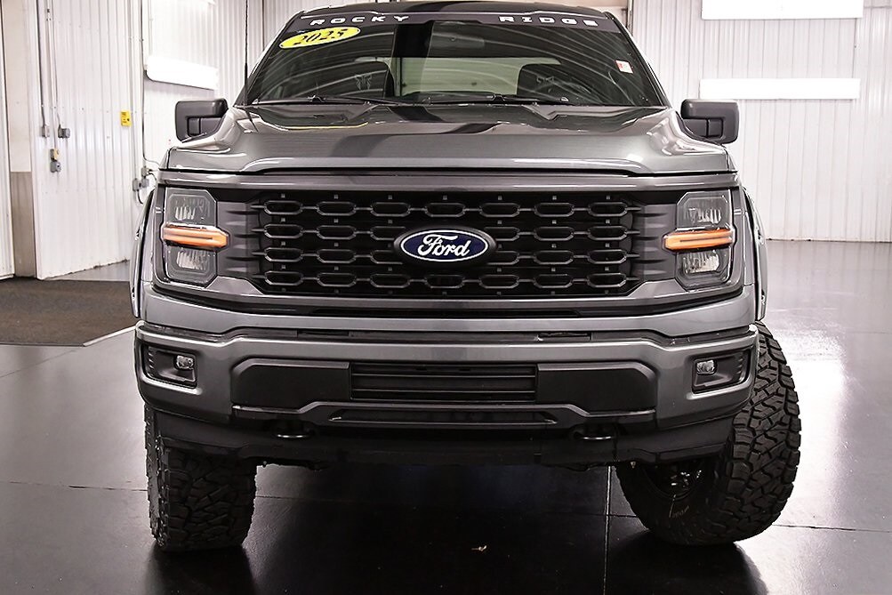 2025 Ford F-150 STX photo 2