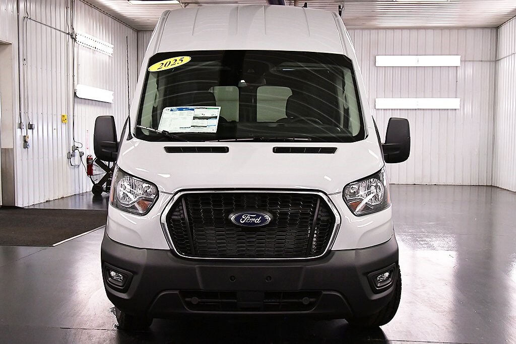 2025 Ford Transit photo 2