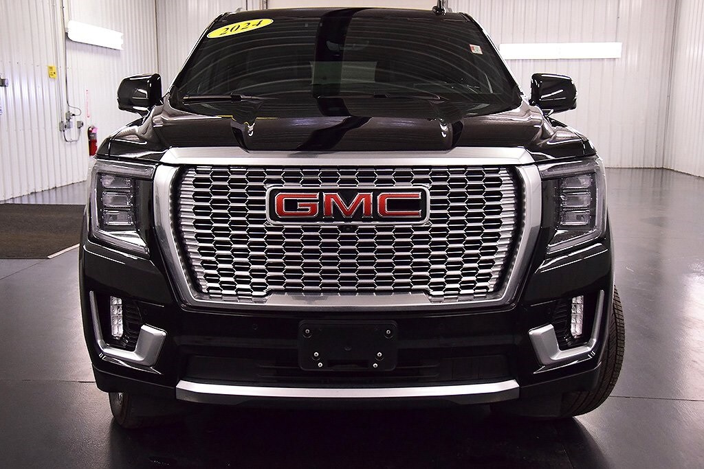 2024 Gmc Yukon XL Denali photo 2